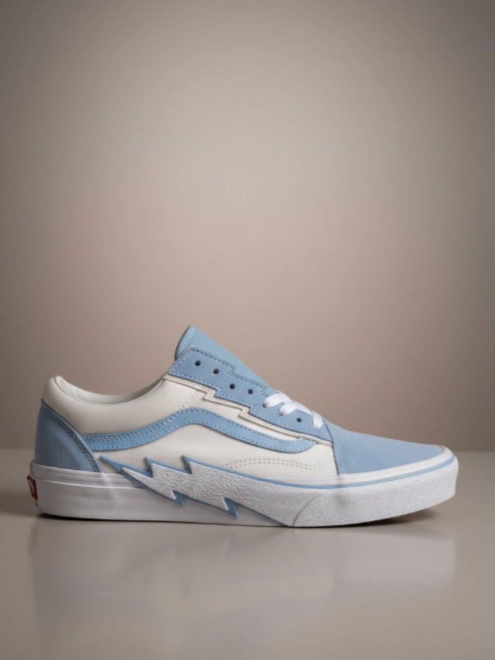 Vans Old Skool Bolt Lightning Sneakers Men's 9.5 Women's 11 Baby Blue NWOT